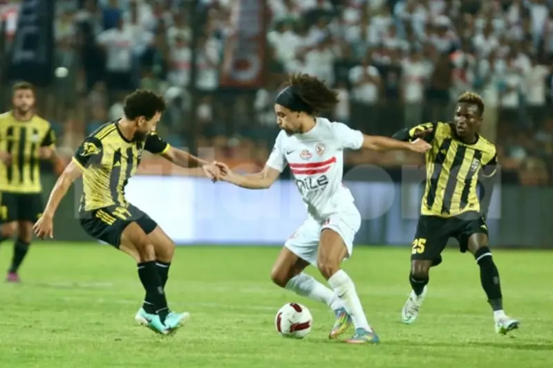 آدم كايد خلال مباراة الزمالك والمقاولون